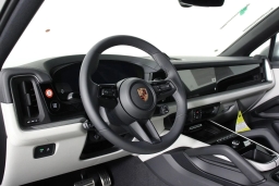 Porsche Cayenne S Coupe AWD 2026