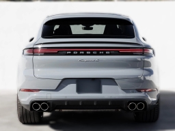 Porsche Cayenne S Coupe AWD 2025