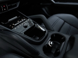 Porsche Cayenne S Coupe AWD 2025