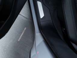 Porsche Cayenne S Coupe AWD 2025