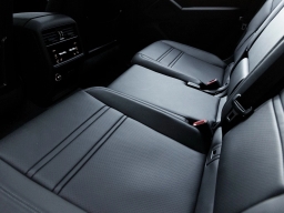 Porsche Cayenne S Coupe AWD 2025