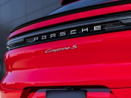 Porsche Cayenne S Coupe AWD 2026