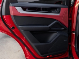 Porsche Cayenne S Coupe AWD 2026