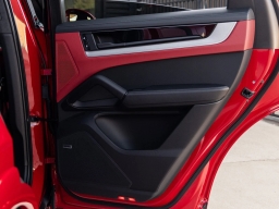 Porsche Cayenne S Coupe AWD 2026