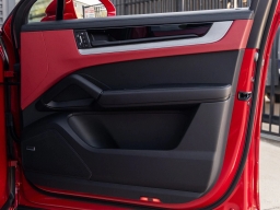 Porsche Cayenne S Coupe AWD 2026