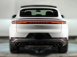 Porsche Cayenne S Coupe AWD 2026