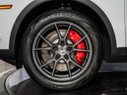 Porsche Cayenne S Coupe AWD 2026