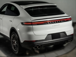 Porsche Cayenne S Coupe AWD 2026