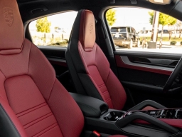 Porsche Cayenne S Coupe AWD 2026