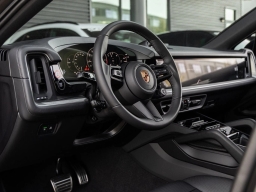 Porsche Cayenne S Coupe AWD 2026