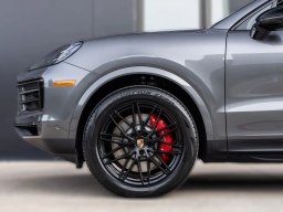 Porsche Cayenne S Coupe AWD 2026