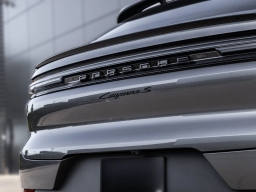 Porsche Cayenne S Coupe AWD 2026