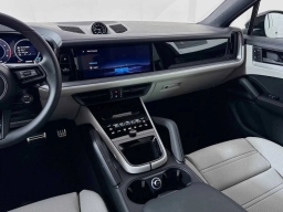 Porsche Cayenne S Coupe AWD 2026