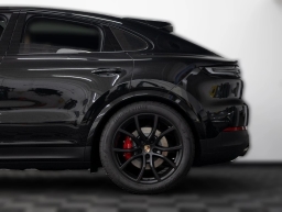 Porsche Cayenne S Coupe AWD 2026