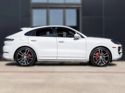 Porsche Cayenne S Coupe AWD 2026