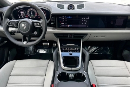 Porsche Cayenne Turbo E-Hybrid Coupe AWD 2026