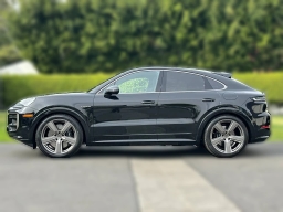 Porsche Cayenne Turbo E-Hybrid Coupe AWD 2026