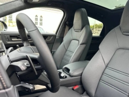 Porsche Cayenne Turbo E-Hybrid Coupe AWD 2026