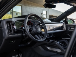 Porsche Cayenne Turbo E-Hybrid Coupe AWD 2026