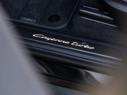 Porsche Cayenne Turbo E-Hybrid Coupe AWD 2026