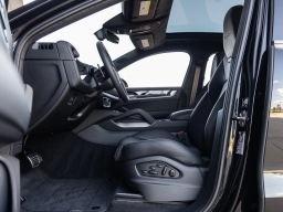 Porsche Cayenne Turbo E-Hybrid Coupe AWD 2026