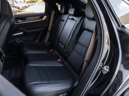 Porsche Cayenne Turbo E-Hybrid Coupe AWD 2026