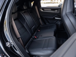 Porsche Cayenne Turbo E-Hybrid Coupe AWD 2026