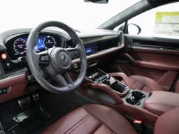 Porsche Cayenne Turbo E-Hybrid Coupe AWD 2026