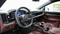 Porsche Cayenne Turbo E-Hybrid Coupe AWD 2026