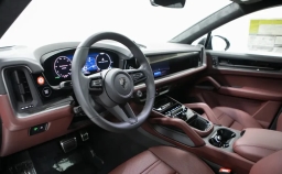 Porsche Cayenne Turbo E-Hybrid Coupe AWD 2026