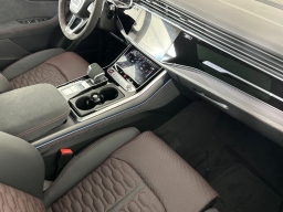 Audi RS Q8 performance quattro 2026