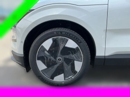 Volvo EX30 Ultra Twin Motor AWD 2026