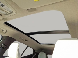 Volvo XC40 Ultra Bright Theme B5 AWD 2025