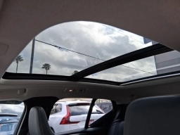 Volvo XC40 Ultra B5 AWD 2026