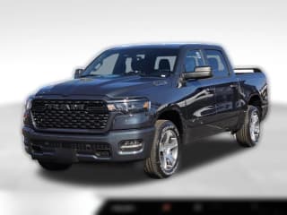 Ram 1500 Express 4x2 Crew Cab 5'7" Box