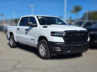 Ram 1500 Tradesman 4x4 Crew Cab 5'7" Box
