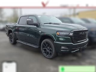 Ram 1500 Laramie 4x4 Crew Cab 5'7" Box