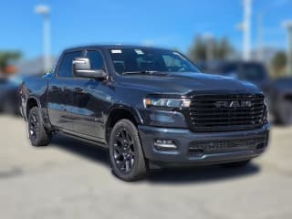 Ram 1500 Laramie 4x4 Crew Cab 5'7" Box