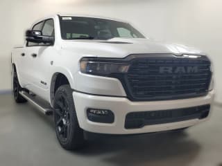Ram 1500 Laramie 4x4 Crew Cab 5'7" Box