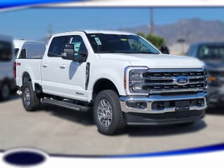 Ford Super Duty F-250 SRW LARIAT 4WD Crew Cab 6.75' Box