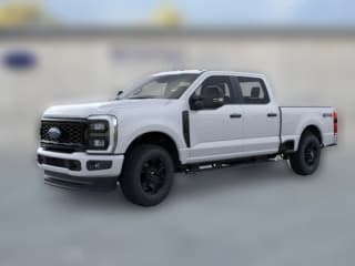 Ford Super Duty F-350 SRW XL 4WD Crew Cab 6.75' Box