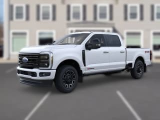 Ford Super Duty F-350 SRW Platinum 4WD Crew Cab 6.75' Box