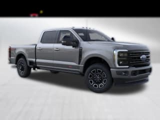 Ford Super Duty F-350 SRW Platinum 4WD Crew Cab 6.75' Box