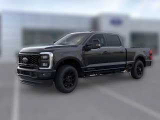 Ford Super Duty F-350 SRW LARIAT 4WD Crew Cab 6.75' Box