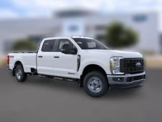 Ford Super Duty F-350 SRW XL 4WD Crew Cab 8' Box