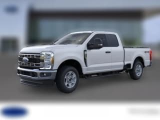 Ford Super Duty F-350 SRW XLT 4WD SuperCab 6.75' Box