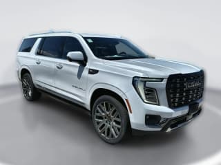 GMC Yukon XL Denali Ultimate 4WD 4dr