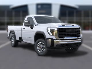 GMC Sierra 2500HD Pro 2WD Reg Cab 142"