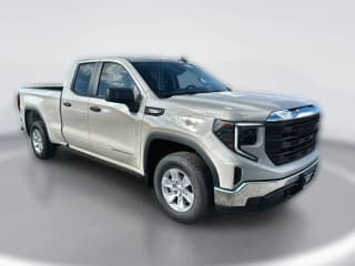 GMC Sierra 1500 Pro 2WD Double Cab 147"