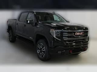 GMC Sierra 1500 AT4 4WD Crew Cab 147"